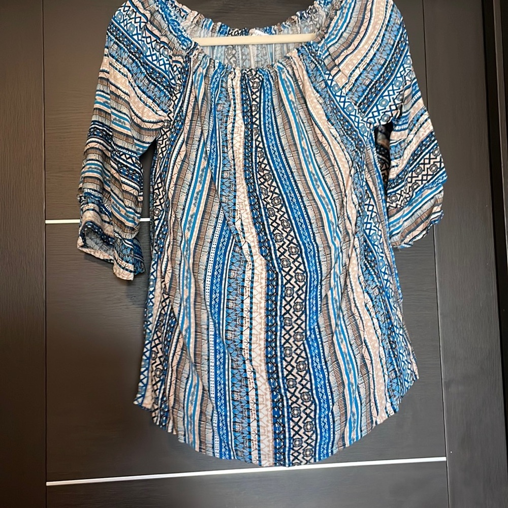 Off the shoulder multicolor top